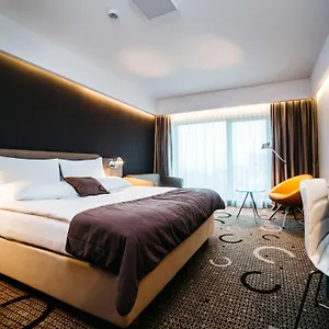 Hotel Q, Krakov
