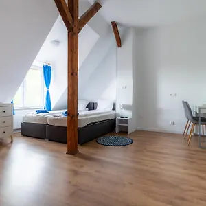  Vila Superiq Polsko