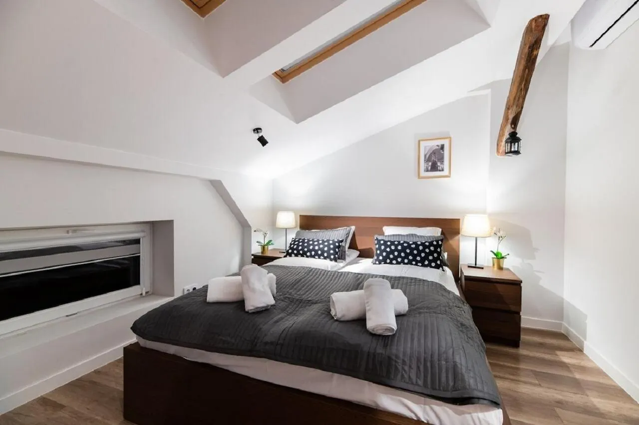 Dietla 99 Apartments - Ideal Location - In The Heart Of Cracóvia Polónia